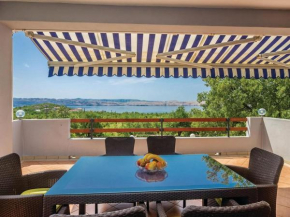Apartments Paola - Two Bedroom Apartment with Terrace and Sea view